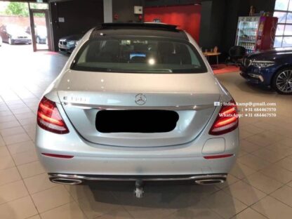 Mercedes-Benz E 350e Rechargeable Hybrid - 299 hp - 2017 - Image 4