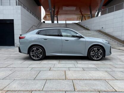 BMW iX2 xDrive30 - 2024 - 19,500 km - Image 4