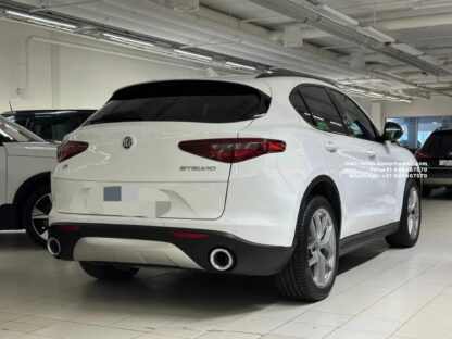 Alfa Romeo Stelvio 2.2 Diesel 209 ch - Image 3