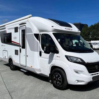 Fiat LMC Cruiser T712 // Twin beds
