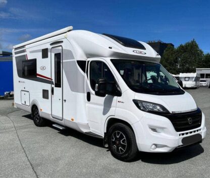 Fiat LMC Cruiser T712 // Twin beds