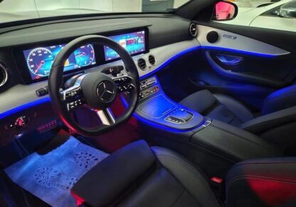 Mercedes-Benz Klasa E 2.0 195CH 220 d 4-Matic AMG , année : 2021 - Image 3