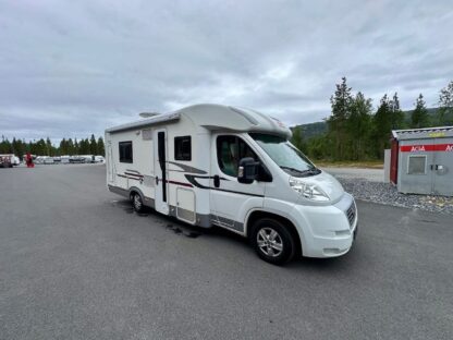 Adria Coral S 680 ST - 2011 - 4 places - 4 couchages - 130 ch