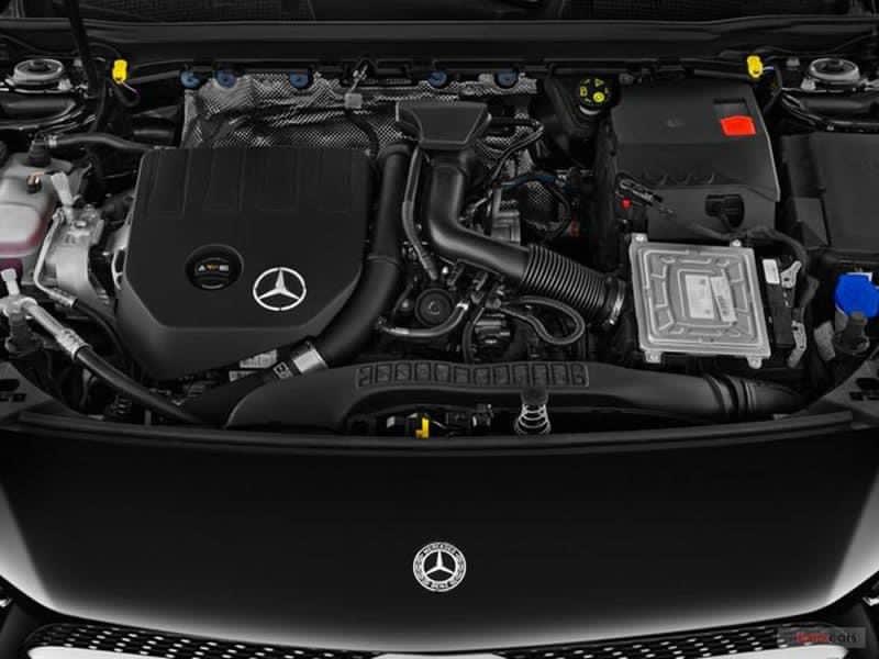 MERCEDES CLA COUPE - Image 8