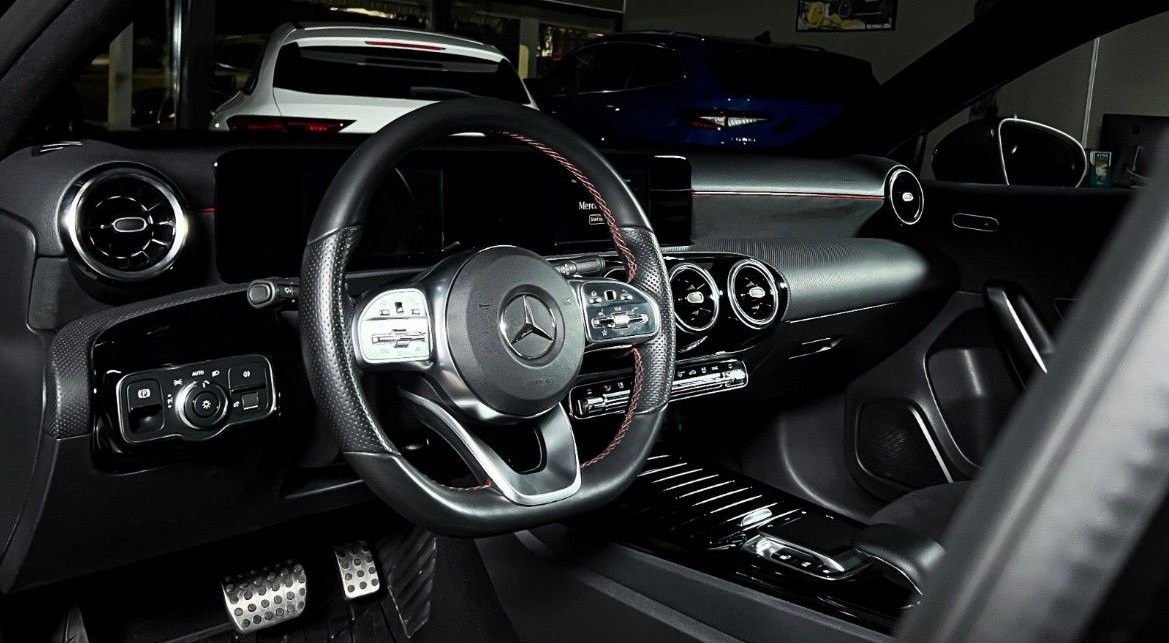 Mercedes-Benz A-Class A200 163 hp Aut. Navi, Rear view camera, LED. - Image 3