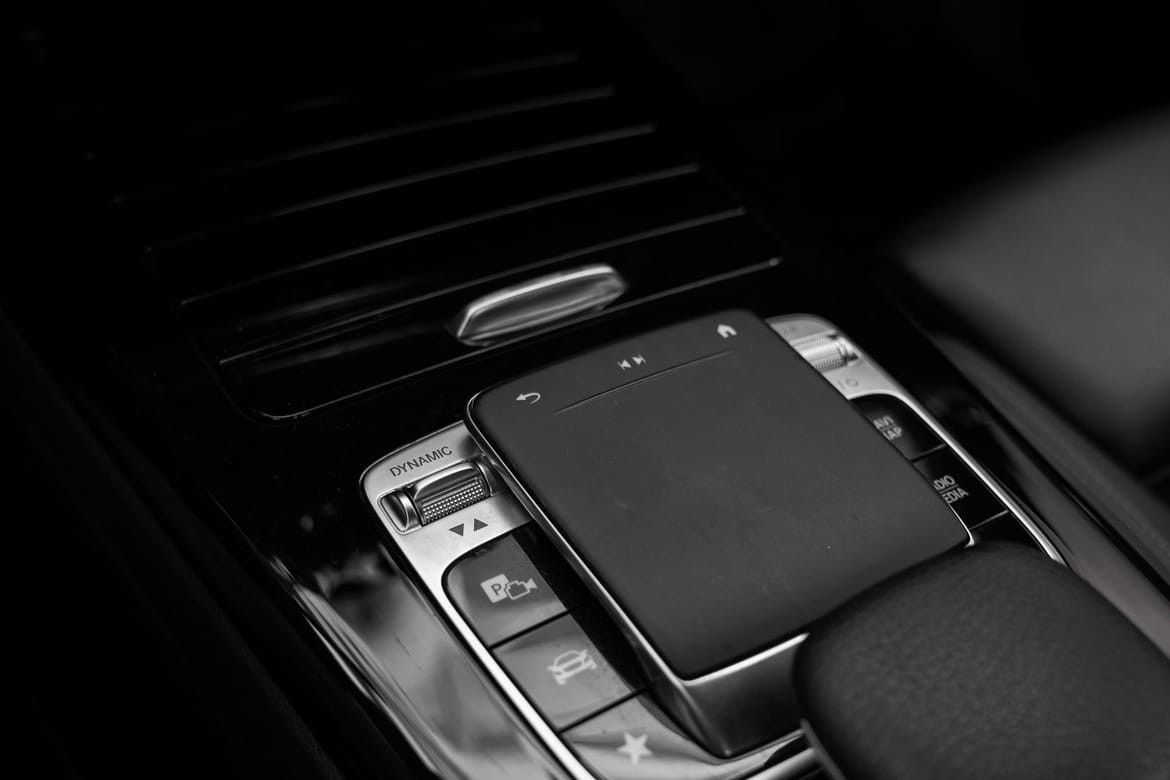 Mercedes-Benz A-Class A200 163 hp Aut. Navi, Rear view camera, LED. - Image 11