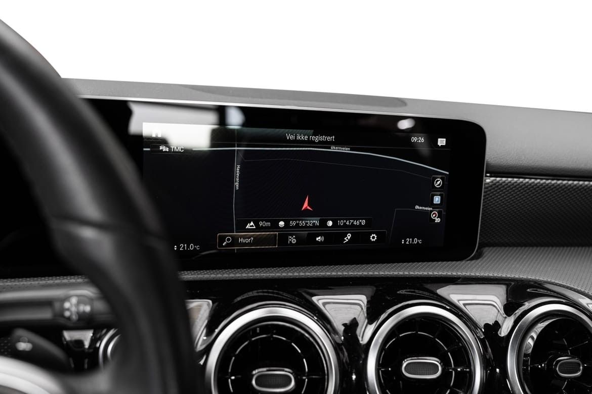 Mercedes-Benz A-Class A200 163 hp Aut. Navi, Rear view camera, LED. - Image 4