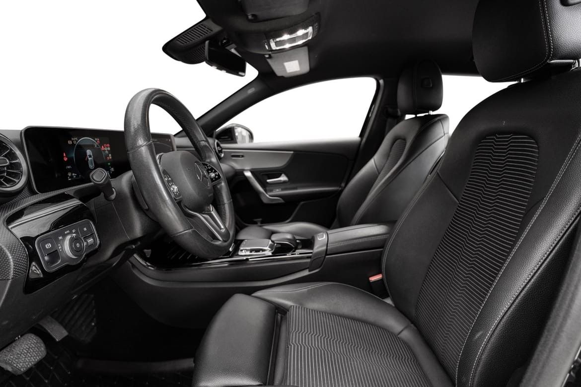 Mercedes-Benz A-Class A200 163 hp Aut. Navi, Rear view camera, LED. - Image 7